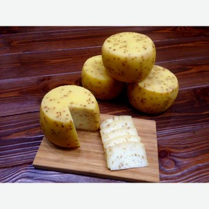Сыр Solide de village коровий с пажитником весовой
