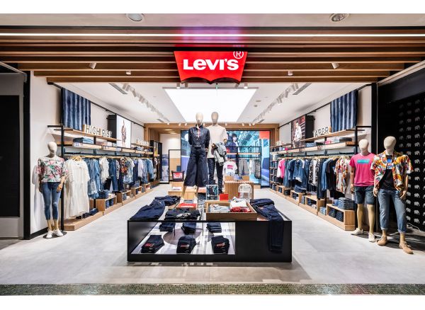 Компания Levis приняла решение об 