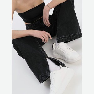 Удлиненные широкие джинсы с разрезами