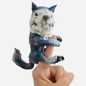 Интерактивная игрушка Fingerlings Untamed Волк-оборотень «Меченый»