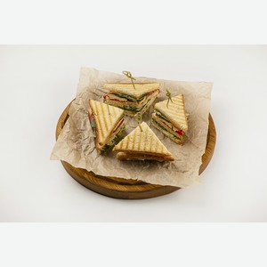 Клаб-сэндвич с курицей и овощами