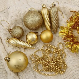 Набор украшений Зимнее волшебство пластик 26 шт «Новогоднее веселье» с бусами и мишурой золотой